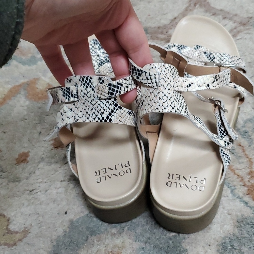 Donald J. Pliner snake Gladiator platform sandals Feliciaus - Picture 4 of 7